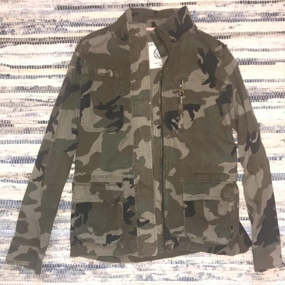 Women’s Pacsun Camo Jacket